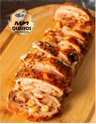 Rocambole de frango recheado Milho, Requeijão e Presunto(kg)